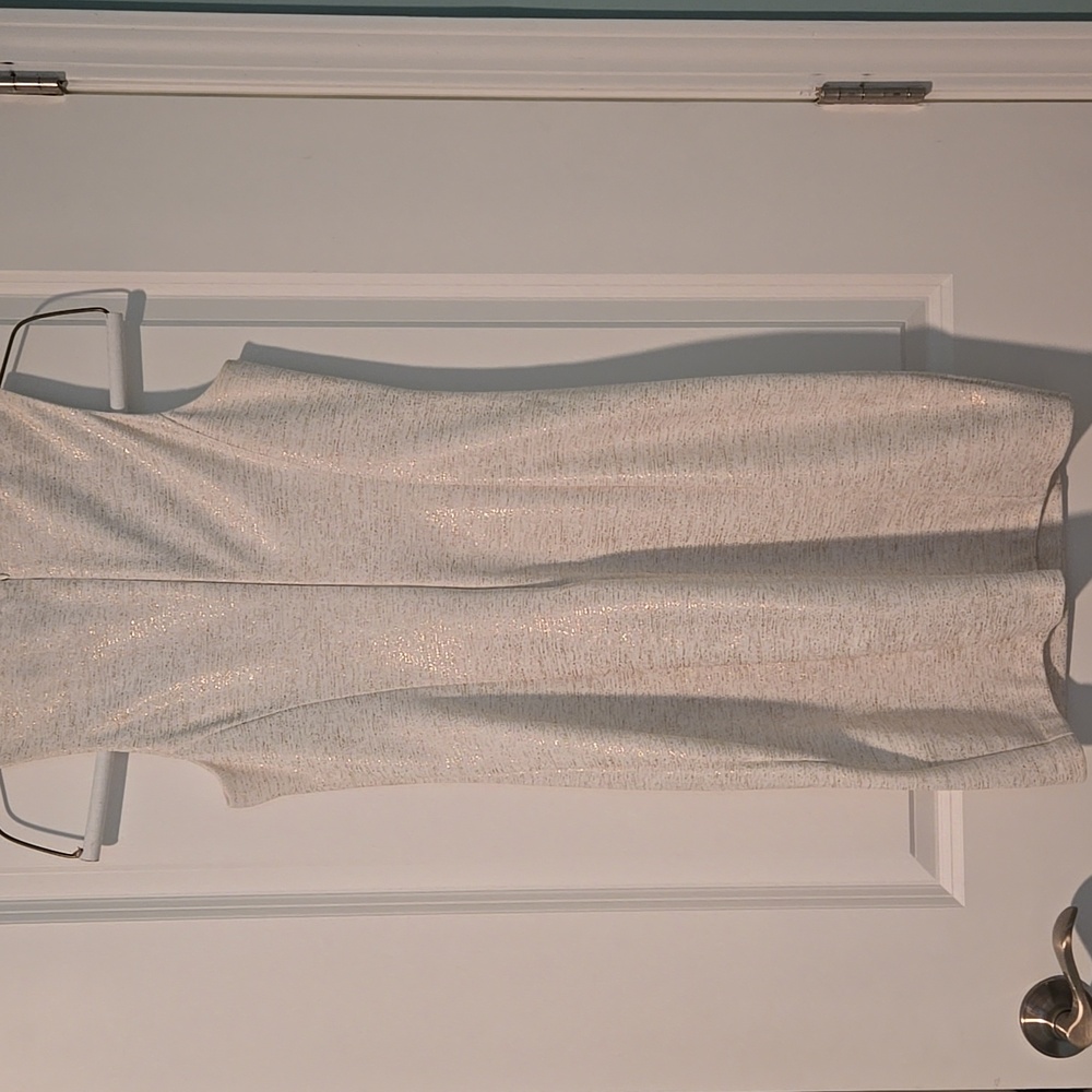 Guess Size 8 Cocktail dress ivory/ gold metallic Bodycon Size 8 - Picture 2 of 5
